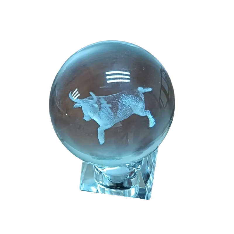 How does the kiln-fired process create unique glass textures?